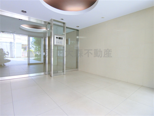 クレイシア蒲田の外観|2011年12月築　RC鉄筋コンクリート造地上10階建て1K～2DK総戸数55戸インターネット無料の分譲賃貸マンション　JR京浜東北線蒲田駅徒歩圏内の東京都大田区西蒲田7丁目　東急池上線蓮沼駅近