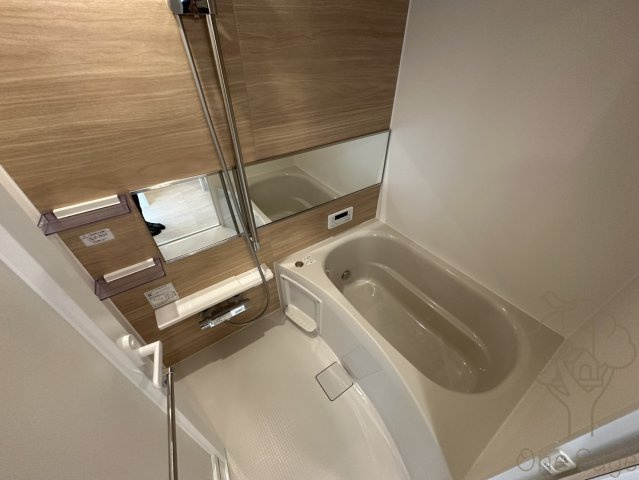 シーズンフラッツ梅田EASTの浴室