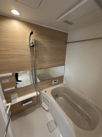 シーズンフラッツ梅田EASTの浴室