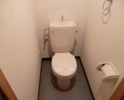 【トイレ】 | フォンテーヌ博多 | 清潔感のあるトイレです。