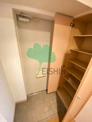 【玄関】 | QREST博多東2(クレスト博多東2) | 下駄箱もしっかりついてます！