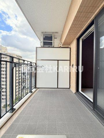 Luxe鶴見のバルコニー