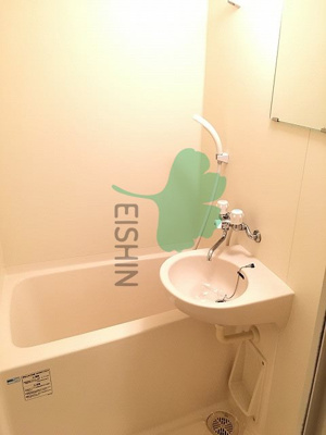 【浴室】 | 博多Vビル | 清潔感のある浴室です！