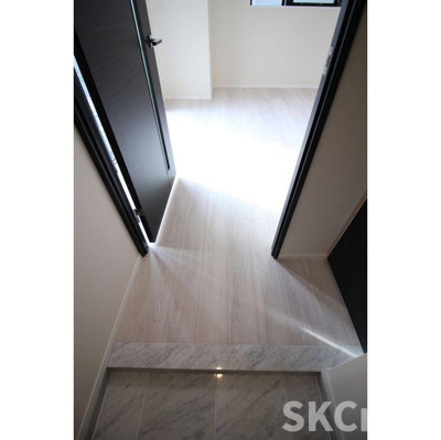 【玄関】 | プレールドゥーク東新宿Ⅲ