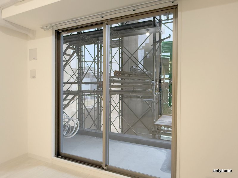 ソルテラスOSAKA MID EASTクレアスト　仲介手数料無料のバルコニー