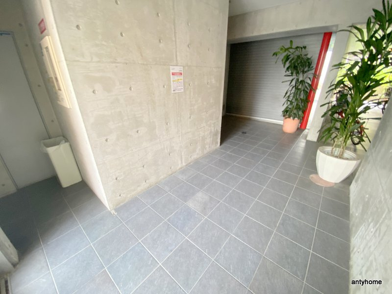 サン・ロレンツ心斎橋東　仲介手数料無料のロビー