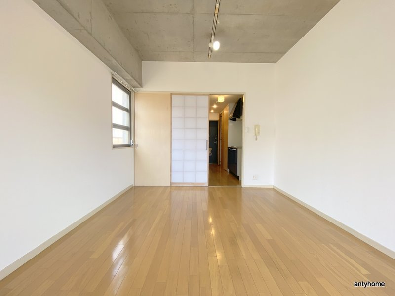 サン・ロレンツ心斎橋東　仲介手数料無料の居間・リビング