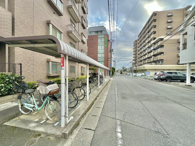 アイディーコート古河の駐輪場