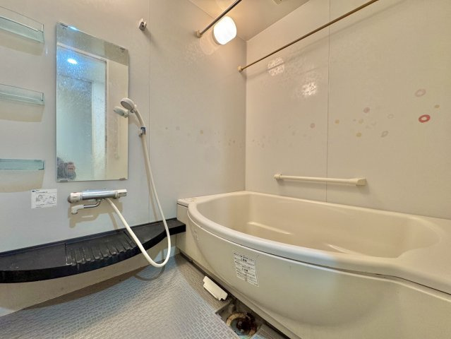 アイディーコート古河の浴室