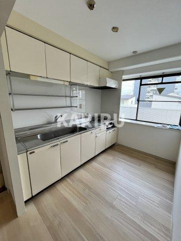 ウィステリア今里のキッチン