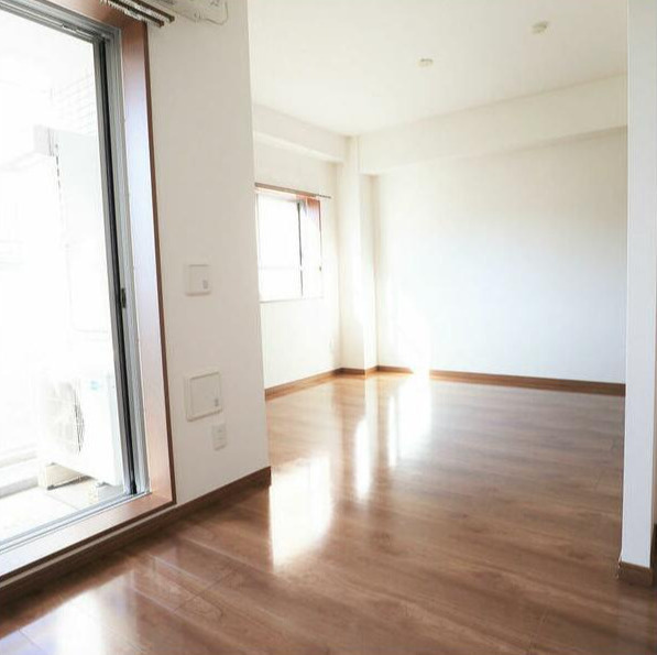 錦糸町インターナショナルレジデンスの居間・リビング