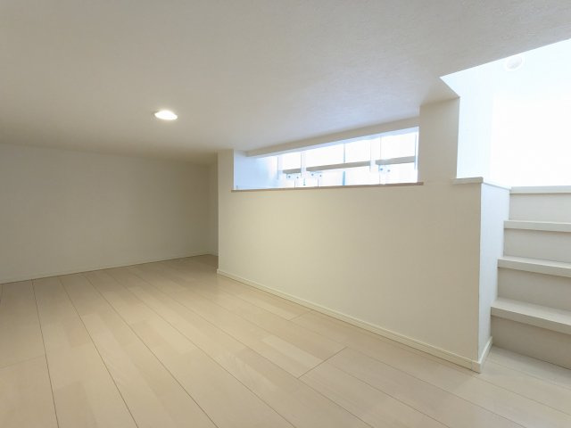 ディーラ鳴海の収納|床下収納