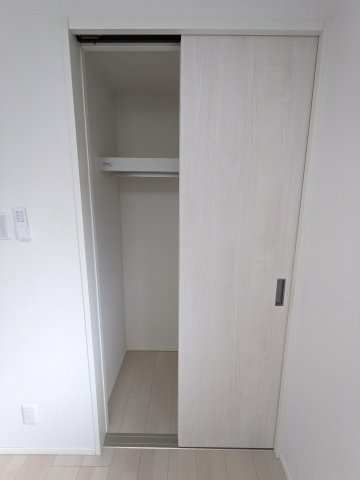 ディーラ鳴海の収納|クローゼット