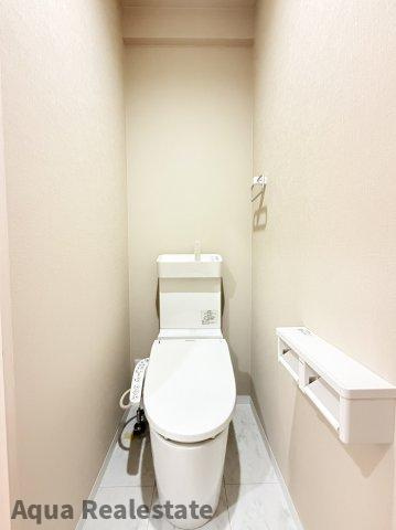 高松市木太町の新築一戸建のトイレ|落ち着いたトイレです