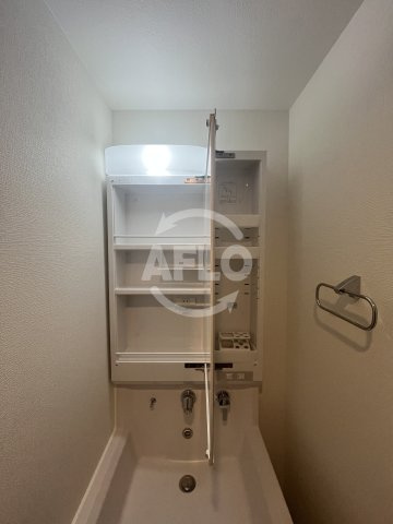 ライブフラット塚本新北野の独立洗面台|Live Flat塚本新北野　洗面台