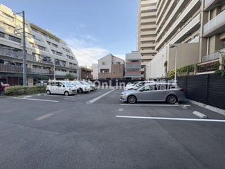【駐車場】