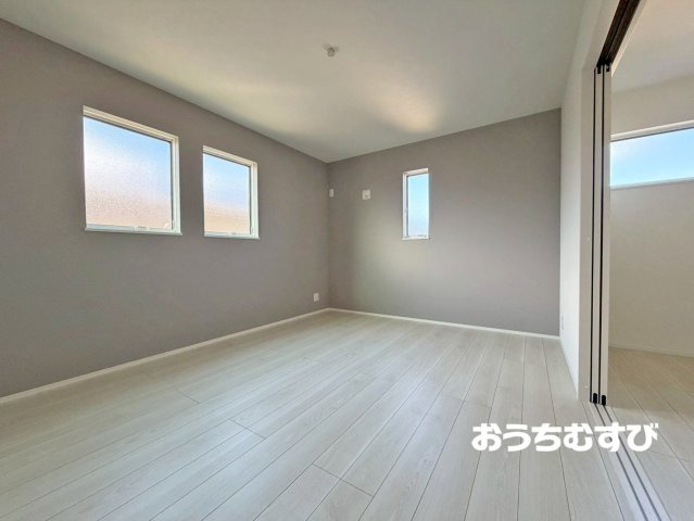 尾張旭市西大道町（全4棟）の洋室