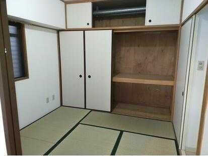 ファミーユ森下の収納|押入れ