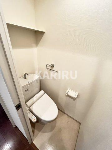 アーバネックス京橋のトイレ|同物件別部屋の写真です