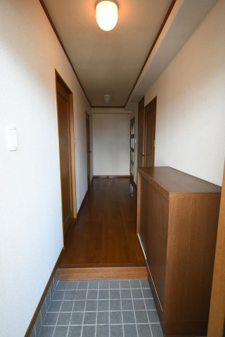 グランヴェルデの玄関|シューズボックス付きの玄関です☆