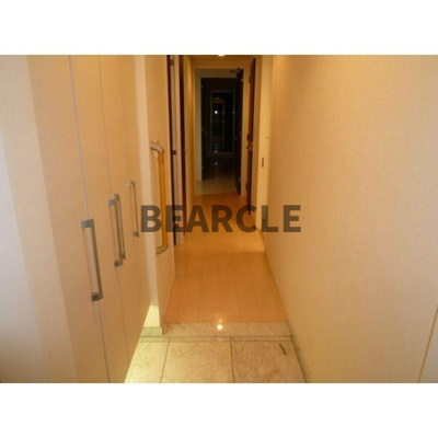 【玄関】 | ハイネスクラウズ山科音羽