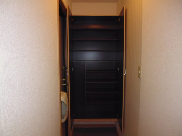 シャルマンわかば弐番館 B棟の内装