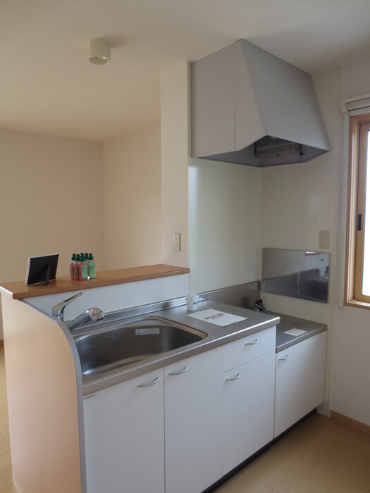 シャルマンわかば弐番館 B棟のキッチン|使い勝手の良いカウンターキッチン♪