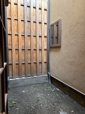 二条駅近く センスが光る空間であなたのお店をの庭|あなたの好きなお庭にしましょう