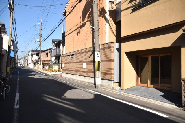 二条駅近く センスが光る空間であなたのお店をの周辺|御前通りを北側に見て