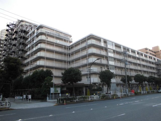 木場サニータウン1号棟の外観