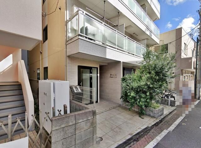 b'CASA Prazer Odaiのエントランス