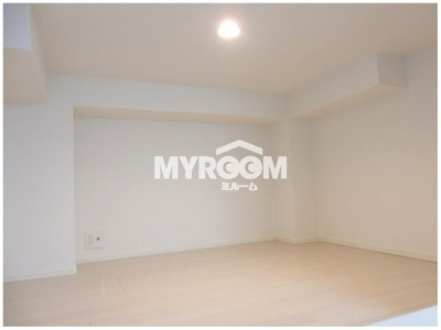 【寝室】 | ユズハウス（YuzHouse） | 窓付きのロフト部屋もあり（同一仕様写真）