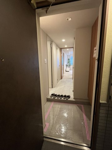 ファミール日本橋グランスイートプラザの玄関