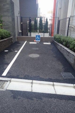 パティオスクエア御茶ノ水の駐車場