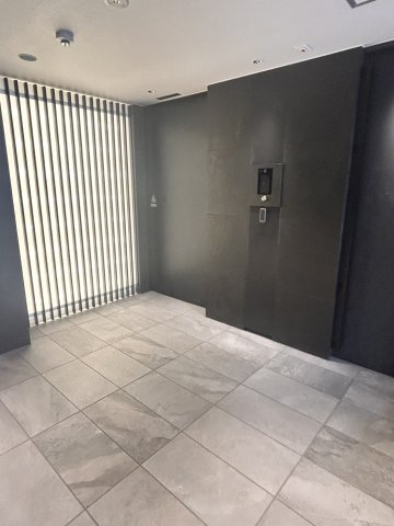 ドゥーエ池袋のエントランス