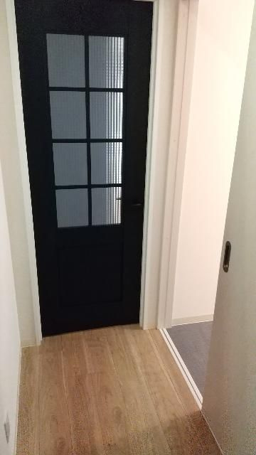 鈴木ビルの玄関