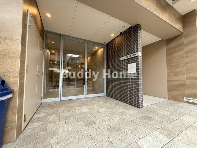 BADGE昭和町のエントランス