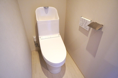 【トイレ】 | イプセ押上 | ※写真は同タイプ住戸です。