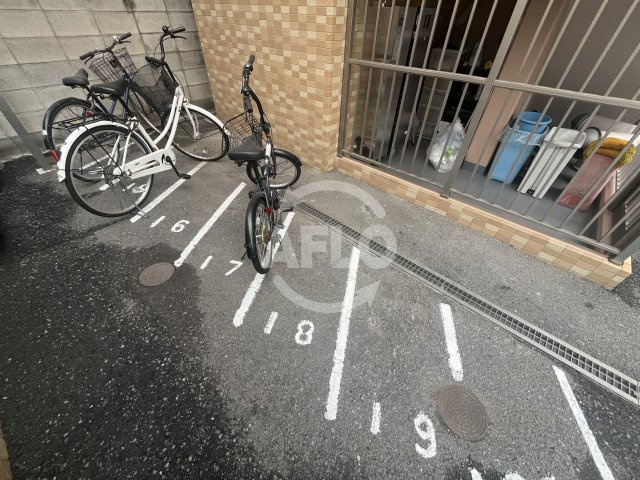 シャインビュー淡路の設備|シャインビュー淡路　駐輪場