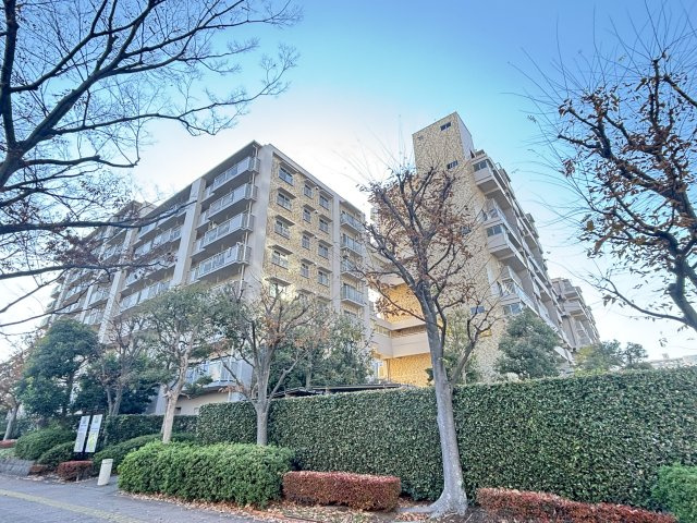 清新南ハイツ12号棟