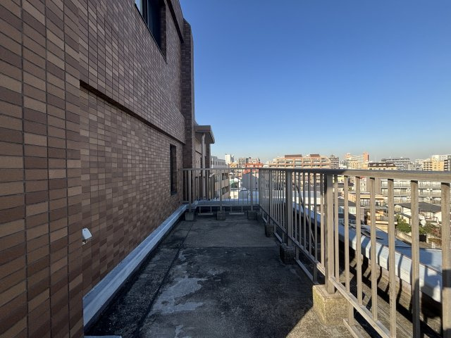フェアロージュ西葛西四季の道のバルコニー