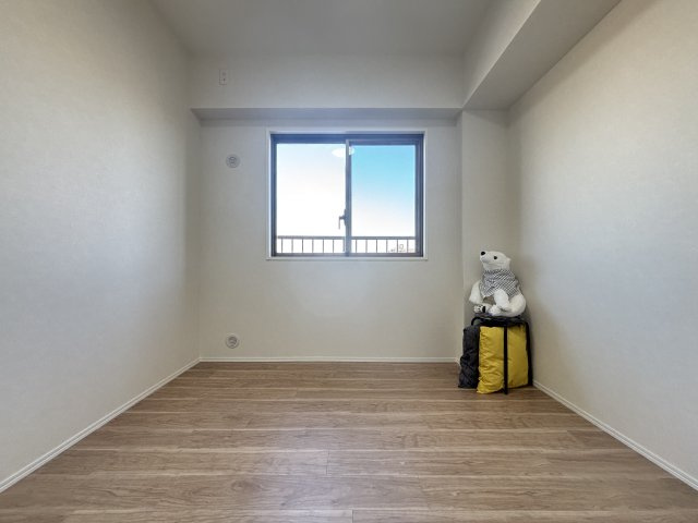 フェアロージュ西葛西四季の道の洋室