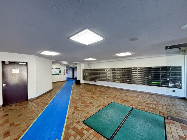 葛西パークサイドハイツのエントランス