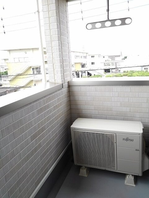 フェリーチェ　エム　マーレのバルコニー