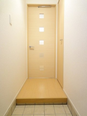 【玄関】 | リヴァージュＡ