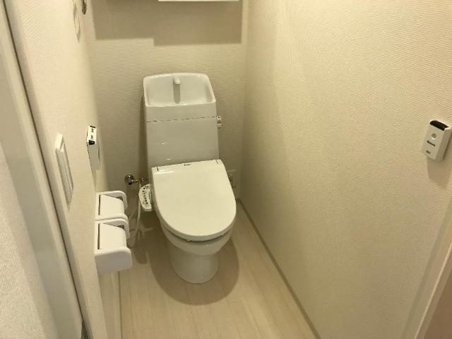 メルヴェーユ川内のトイレ|シャワー付トイレ