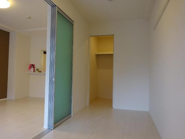 メルヴェーユ川内の内装|洋室