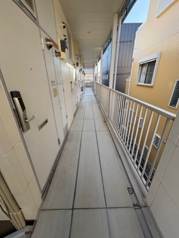 レオパレスクレールエムのその他|２階共用廊下