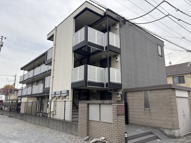 レオパレスクイントの外観