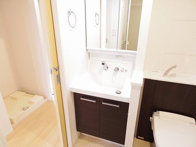 ランドセット川口の洗面所